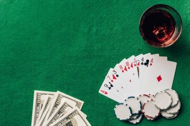Live dealer table interface on mpo700 login mobile app